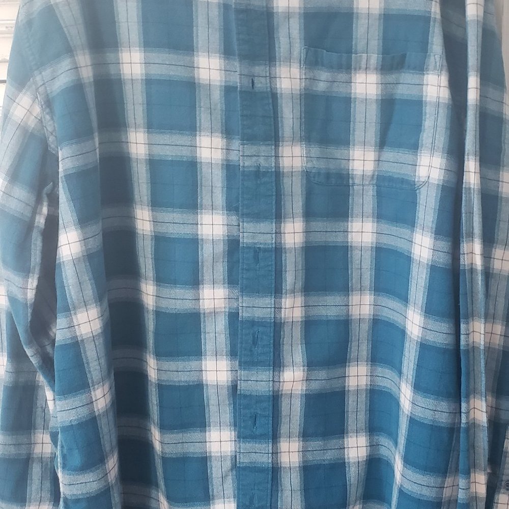 Men's Cabelas flannel shirt